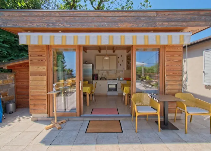 Sea View Guesthouse Opara