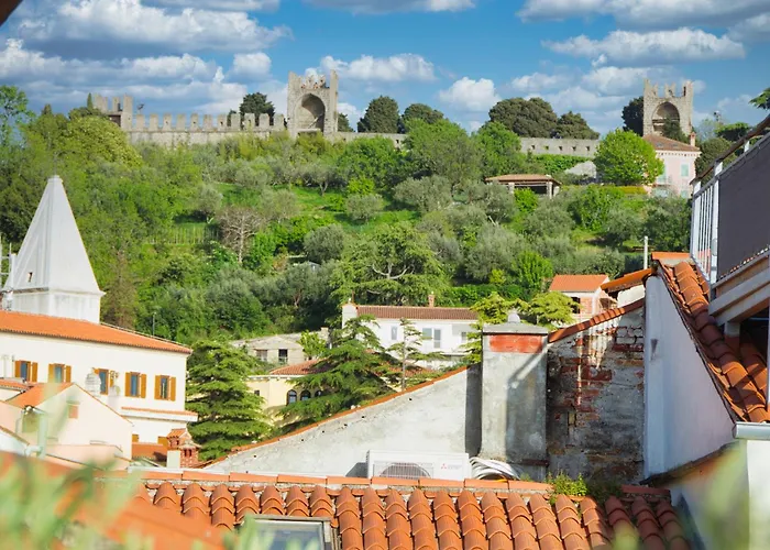 Piranum Guesthouse With Terrace
